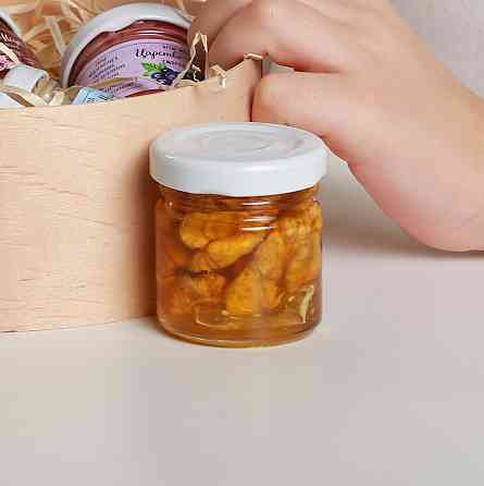 Грецкие орехи с медом 50 грамм Одесса