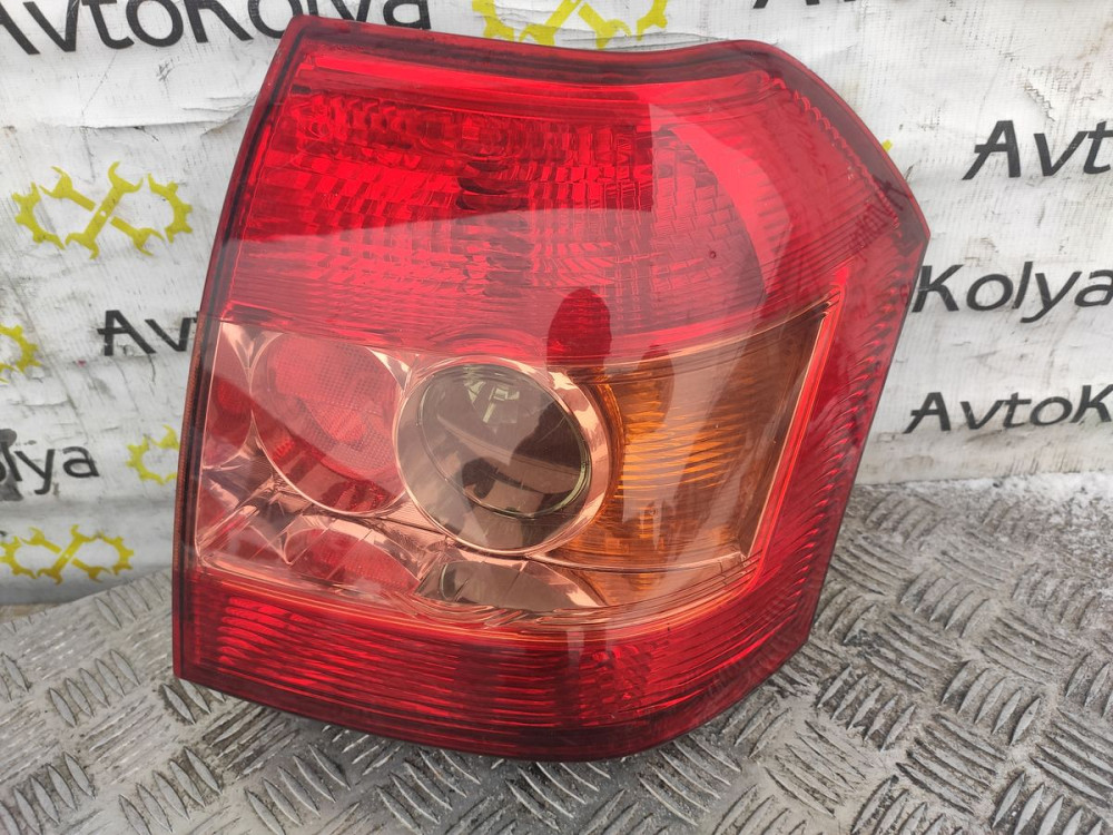 Ліхтар задній Toyota Corolla E12 2003-2007 (хетчбек) Ковель - фото 2