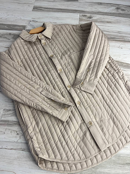 Куртка жіноча Lady Yep 9089 сорочка подовжена оверсайз стьобана демісезонна one size, бежевий, one size Київ - фото 15