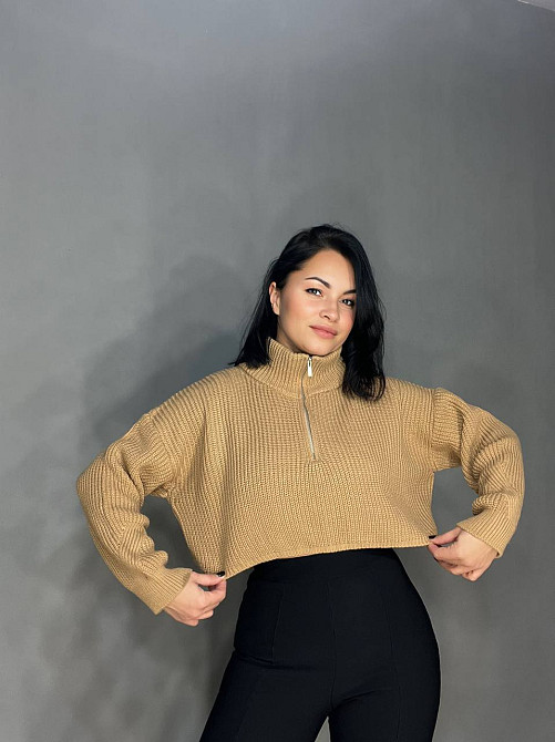 Свитер женский 6752 короткий широкий оверсайз молния на воротнике, карамель, one size Киев - изображение 9