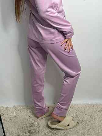 Костюм из плюшевого велюра на пуговицах с двумя карманами S Пудра Харьков