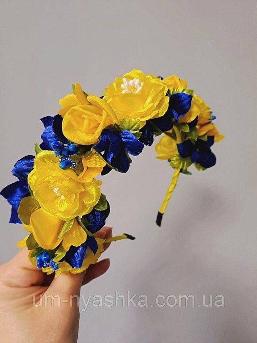 Віночок з квітами "5 троянд жовто-синій" Кривий Ріг - фото 2