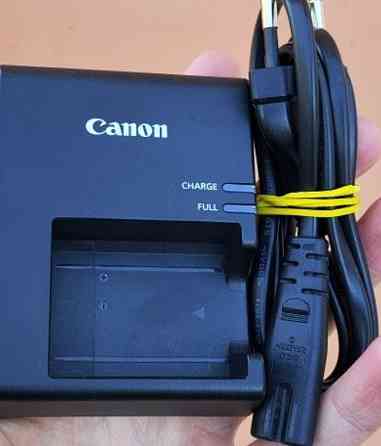 Дзеркальний фотоапарат Canon 4000D Київ