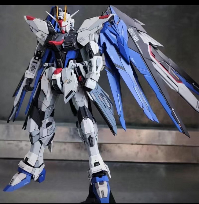 Freedom Gundam ZGMF-X10A HGCE 1/144 (Bandai) збірна модель, Гандам аніме Киев - изображение 2