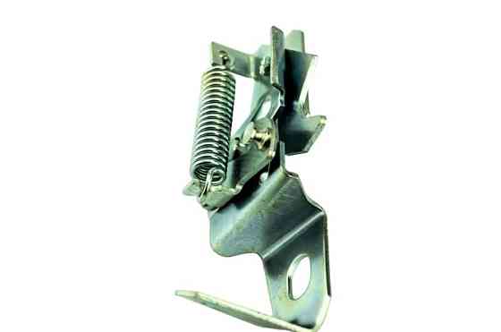 Замок 2101-2107, 2121-21214 Аналог капота Мукачево