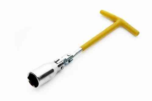 Ключ свічний 16х230 мм Харків