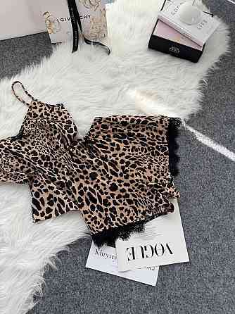 Женская базовая повседневная домашняя шелковая пижама с кружевом Бежевий, 42/44 Одесса