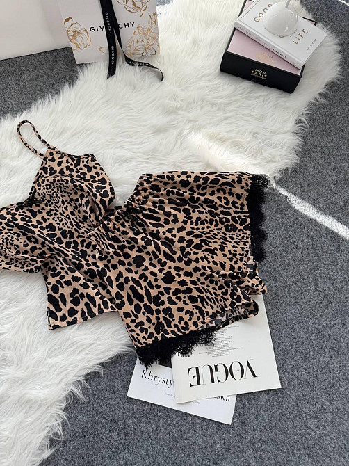 Женская базовая повседневная домашняя шелковая пижама с кружевом Бежевий, 42/44 Одесса - изображение 5