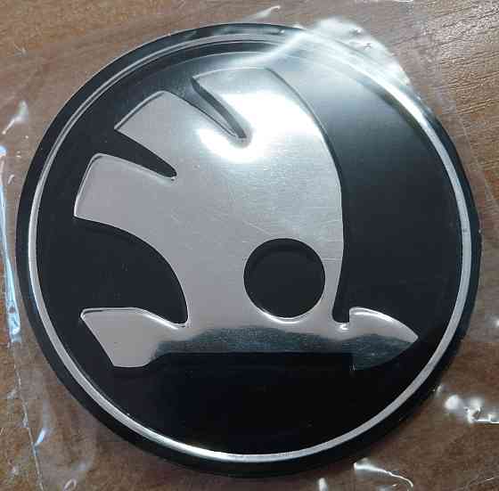 Наклейки на диски/ковпаки Skoda 90мм 4шт чорний Київ