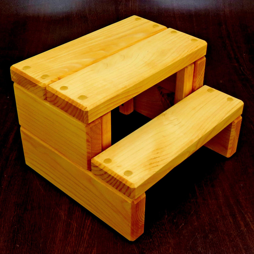 Скамейка-ступенька 