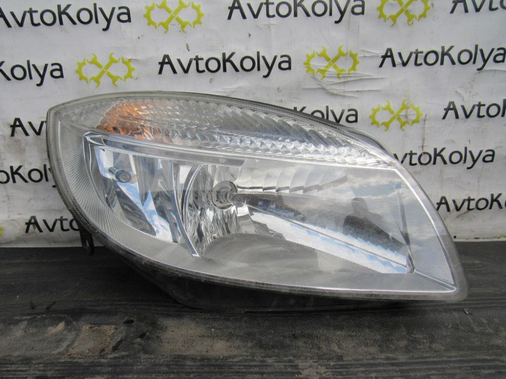 Фара права Skoda Fabia II 2007-2010 (1ED24702502) Ковель - фото 1