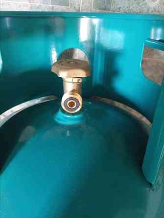 Газовий балон побутовий на 11кг газу (27 л водяного об'єму) на різьбу 21,8 польського виробника GZWM Стрий