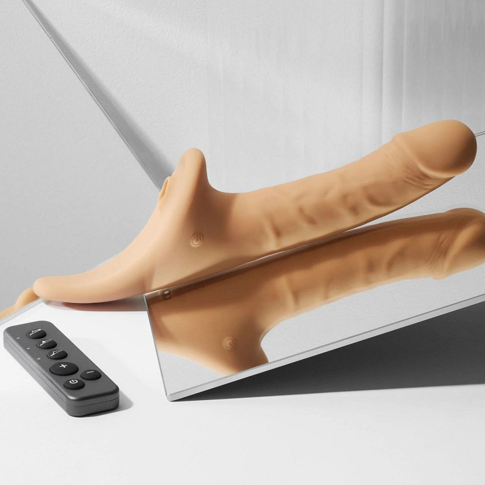 Вибронасадка для страпона с вакуумной стимуляцией Strap-On-Me Multi Orgasm Realistic Dildo M Vanilla Sex Aura Киев - изображение 2