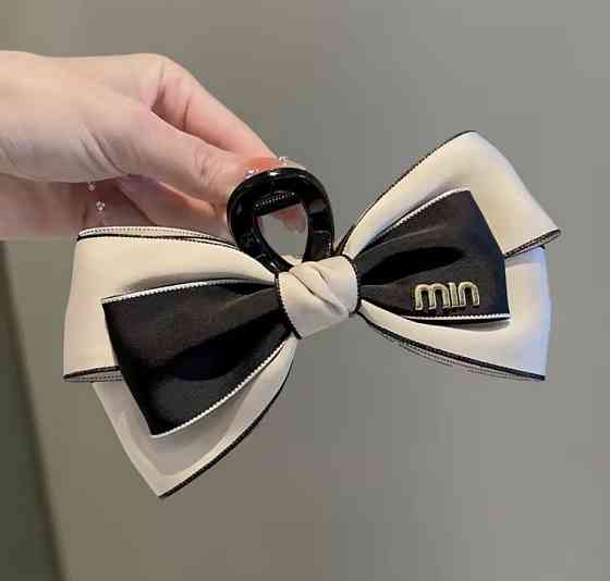 Заколка-крабик бант Білий Смела