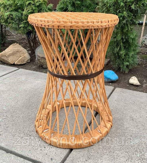 Високий плетений стіл круглий Київ - фото 5