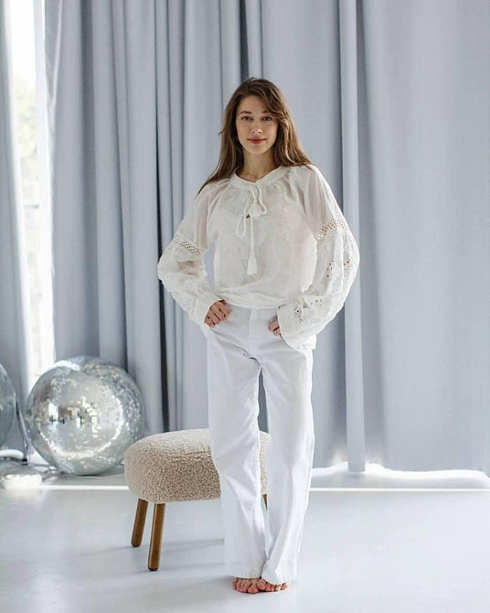 Женская праздничная белая вышиванка с завязками 80% хлопок, 20% полиэстер 50 Одесса - изображение 3