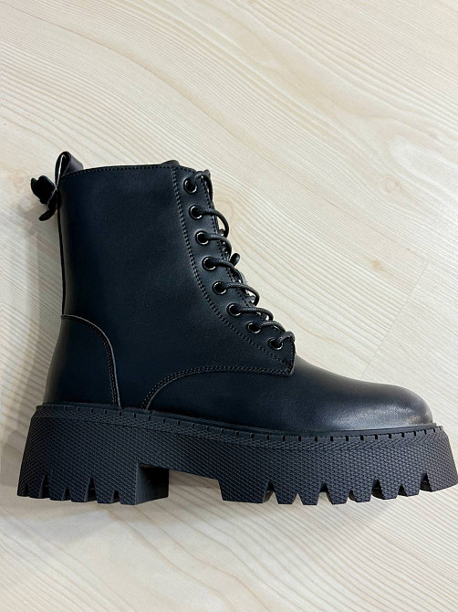 Черевики жіночі Hengji 672 шкіряні утеплені на тракторній підошві чорні, 38, 24 см Київ - фото 6