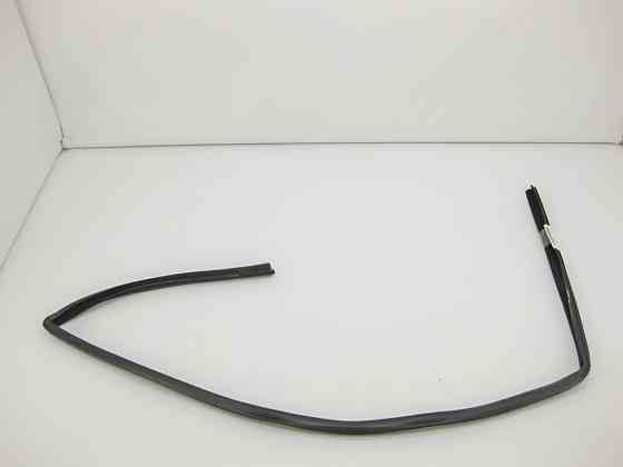 Mercedes-Benz  A2037250325 Ущільнювач опускного скла лівих дверей CL203 Sportcoupe C203 Одеса