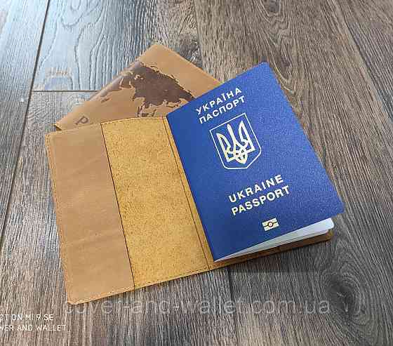 Кожаная обложка на паспорт карта мира желтого цвета ST Leather Киев