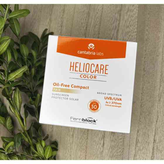 Сонцезахисна компактна мінеральна крем-пудра SPF50 (тон натуральний) Heliocare CANTABRIA, 10 г Дніпро