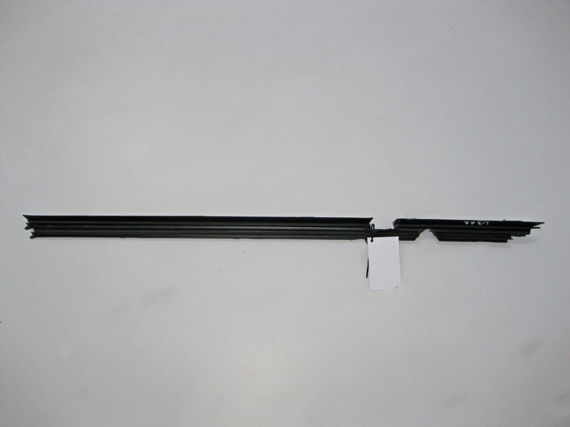Mercedes-Benz  A2137350865 Ущільнювальна планка заднього правого скла внутрішня E-Class W213 Одеса - фото 2