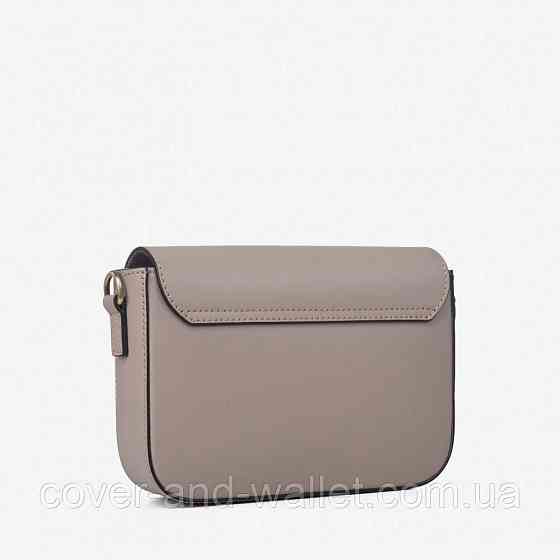 Женская сумка кросс-боди в стиле селин из гладкой кожи черного цвета Virginia Conti Киев