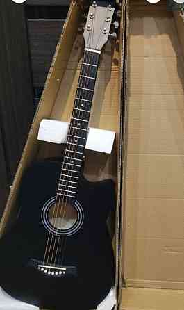 Гітара (нова)+ чохол ремінь каподастр струни. Харків