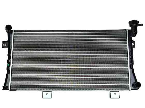 Радиатор двигателя 21214 инжектор охлаждения Мукачево