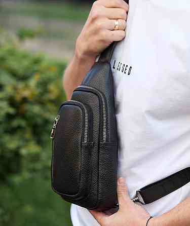 Сумка слинг мужская через плечо 19х31х7, нагрудная сумочка рюкзак из натуральной кожи TIDING BAG 32545 черная Киев