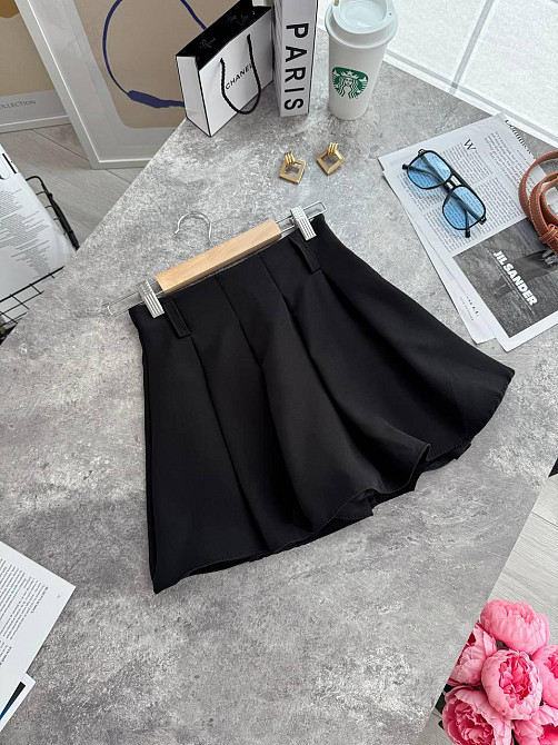 Жіноча трендова мініспідниця-шорти турецька костюмка Чорний, 42/44 Одеса - фото 3