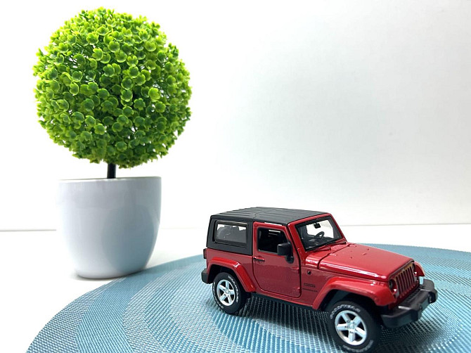 Машина металева Автопром Jeep Wrangler світло звук відчиняються двері капот 1:32 Червона (68331) Чернігів - фото 3