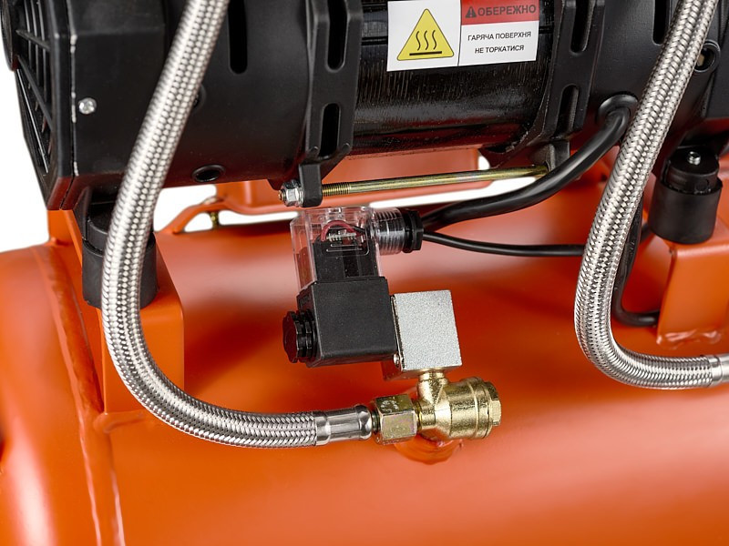 Компресор 50 л, 1.5 кВт, 8 атм, 209 л/хв, малошумний, безоливний, 2 циліндр Sturm AC93250OL (читати Рівне - фото 4