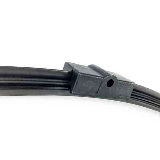 Щітки oximo модельні безкаркасні (к-т 2шт) a-type 700+мм WAP300300 двірника Мукачево