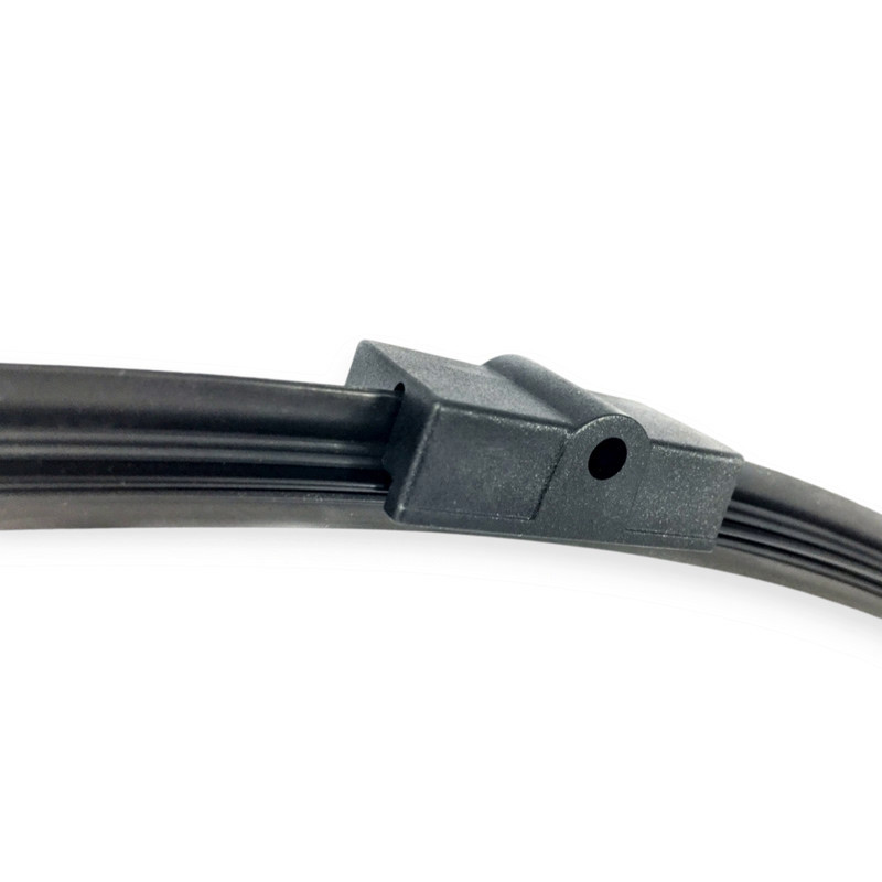 Щетки oximo модельные безкаркасные (к-т 2шт) a-type 700 + мм WAP300300 дворника Мукачево - изображение 1