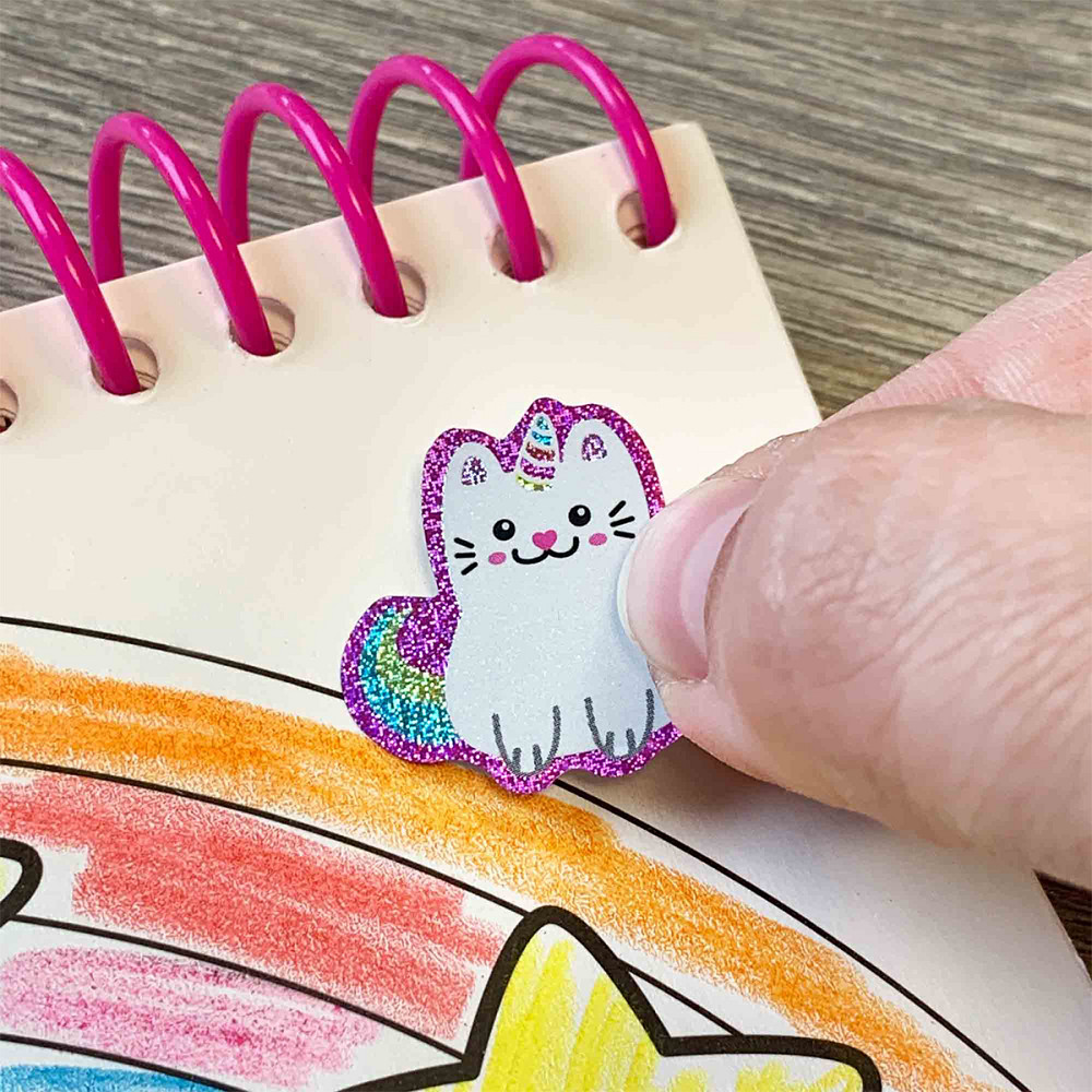 Книжка-розмальовка - Єдиноріжки Дніпро - фото 4