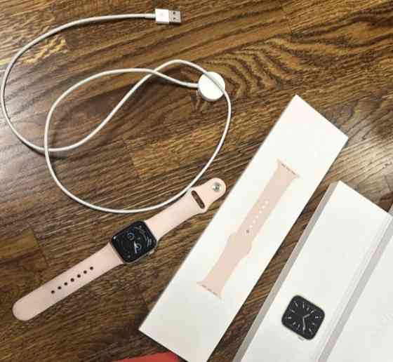 Смарт-Часи Apple Watch Series 6 40mm. Київ