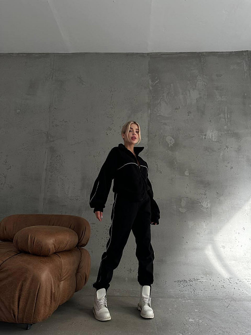 Жіночий теплий прогулянковий костюм: кофта та штани тринитка на флісі Чорний, 48/50 Одеса - фото 4