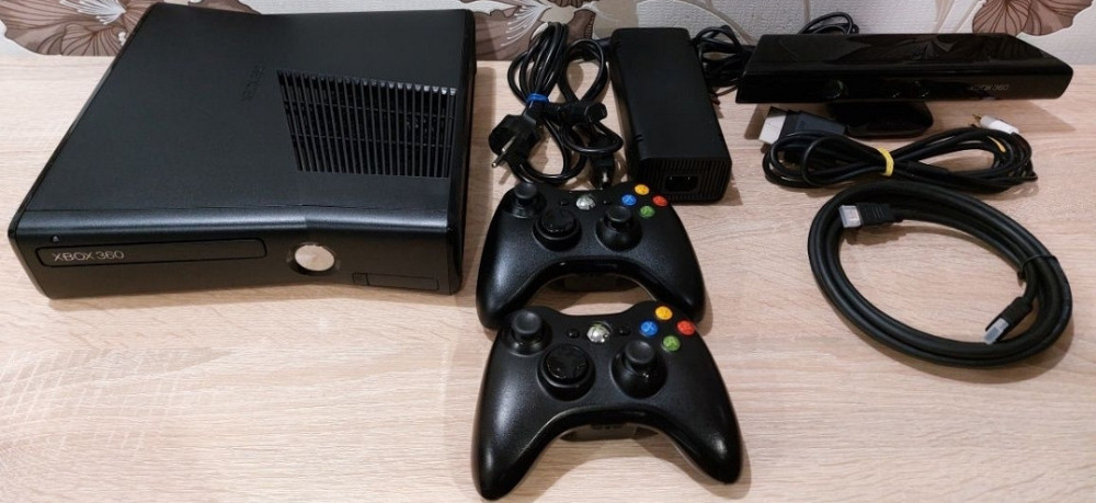 Приставка Xbox 360 Slim 300Gb. Freeboot Харків - фото 2