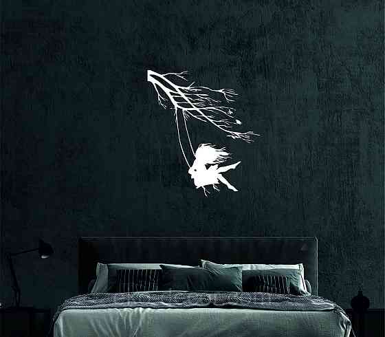 Декоративне настінне Панно «Дівчинка та голуб» Декор на стіну 50*44 см, Білий Київ