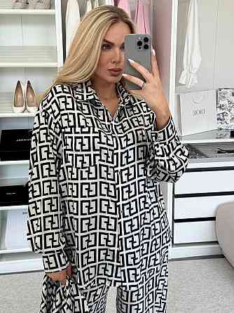 Жіночий легкий принтований костюм двійка: сорочка і штани з хустинкою сатин Одеса