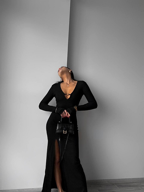 Элегантное женское платье с выразительным разрезом ¦плотный рубчик 46/48 Одесса - изображение 3