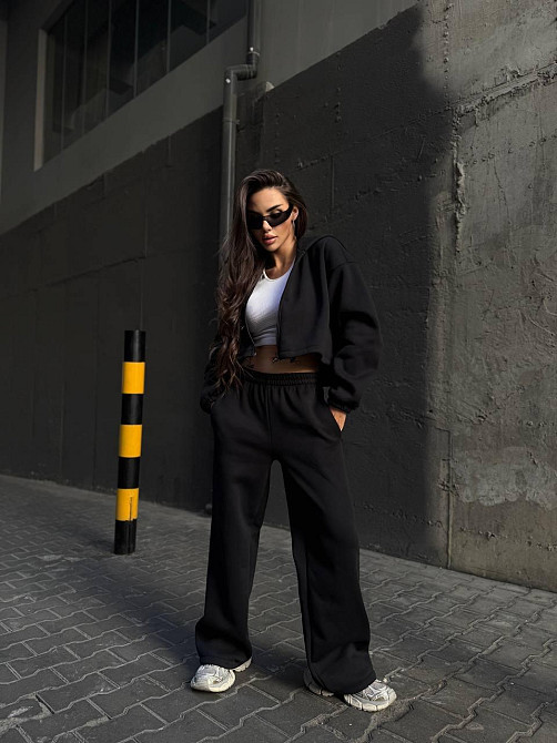 Утеплений жіночий костюм двійка у спортивному стилі тринитка на флісі Чорний, 42/44 Одеса - фото 3