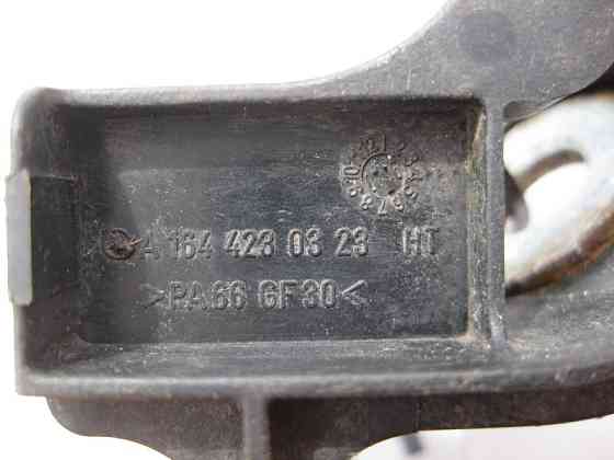 Mercedes-Benz  A1644230323 Пластиковий тримач заднього лівого гальмівного шланга ML W164 GL X164 Одесса