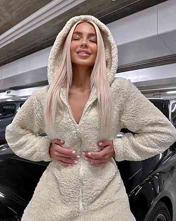 Жіночий теплий затишний комбінезон із капюшоном із хутра тедді Бежевий, 46/48 Одеса