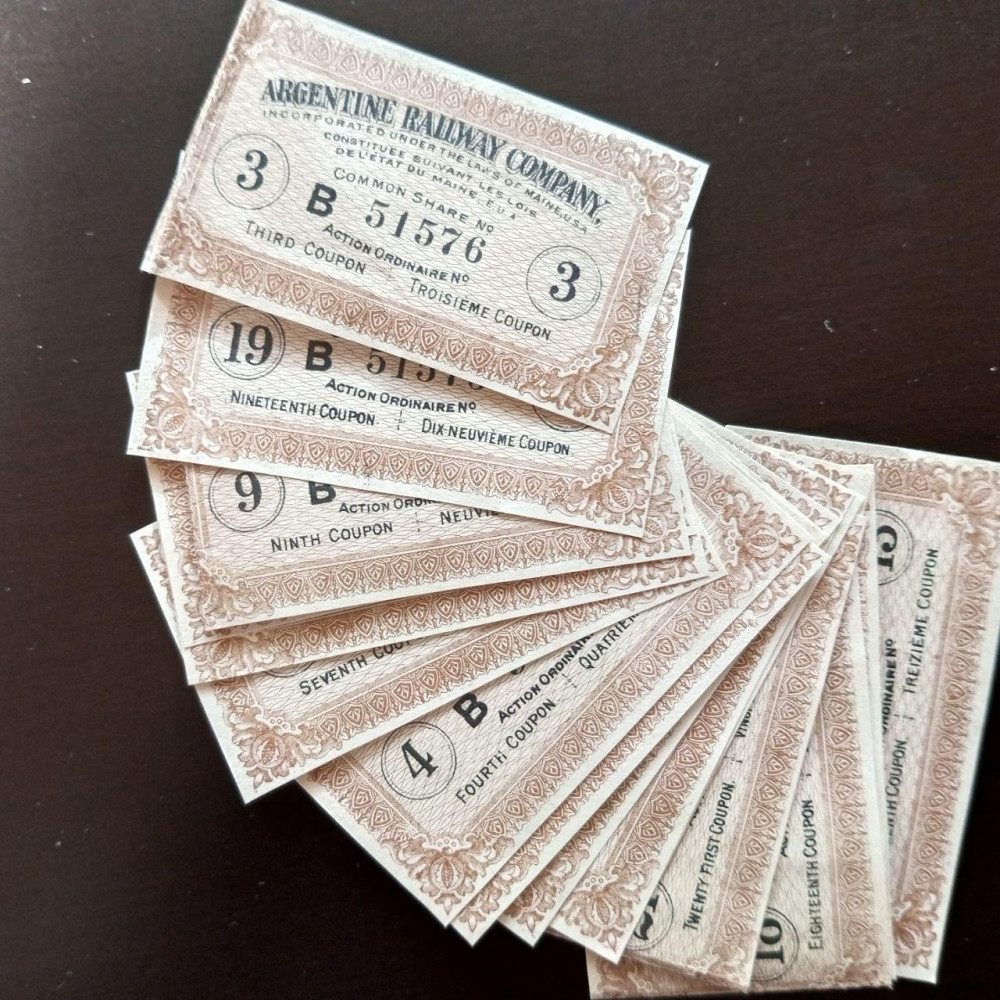 Купон облігації 19. г Акції. (33) Полтава - фото 1