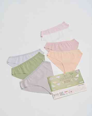 Набор женских трусиков неделек бесшовные-7 шт Nicoletta 713171 M Киев