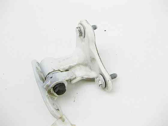 Mercedes-Benz  A1767300337 Нижня петля задніх лівих дверей CLA Shooting Brake X117 CLA C117 GLA X156 A-class W176 Одеса