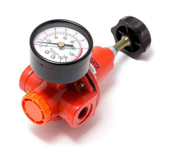 Регулятор давления с индикатором 1/4