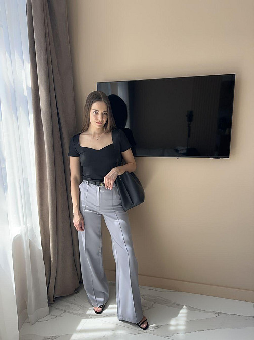 Жіночі базові стильні штани палаццо Сірий, 44 Одеса - фото 2