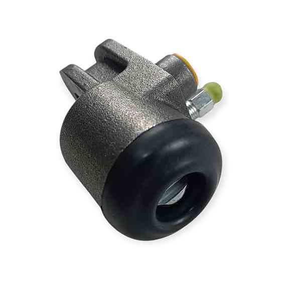 Цилиндр переднего тормоза ГАЗ 2401, 2410, 31029, УАЗ левый колесный Мукачево